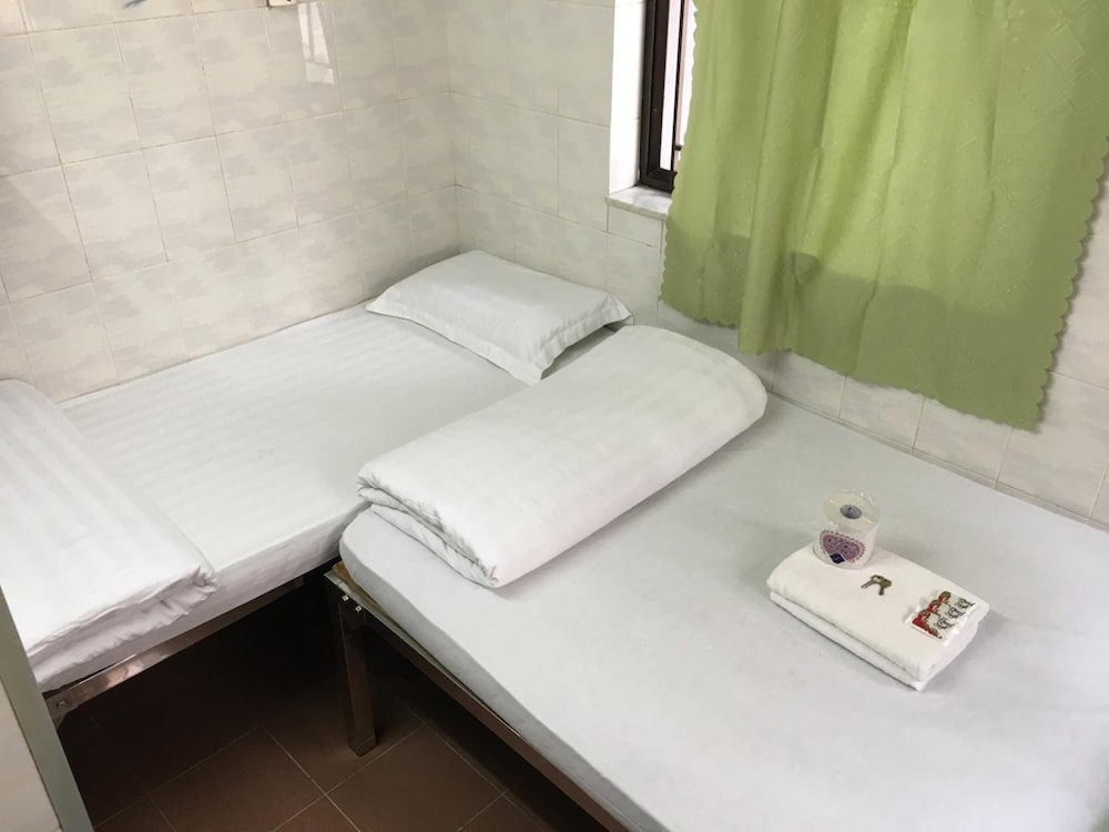 New Yan Yan Guest House 32/32