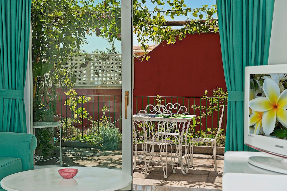 Villa Rosa 14/32