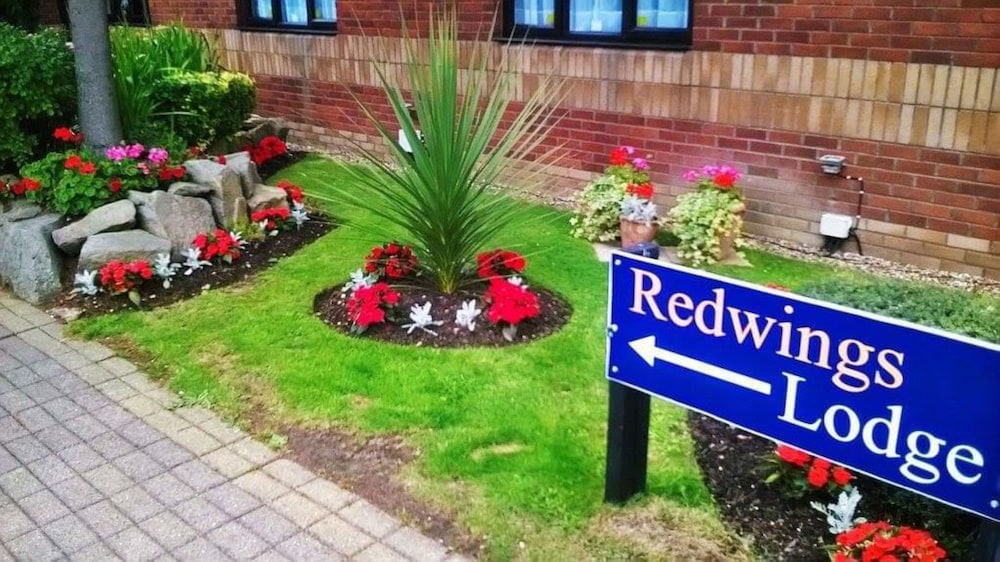 Redwings Lodge Dunstable 3/33