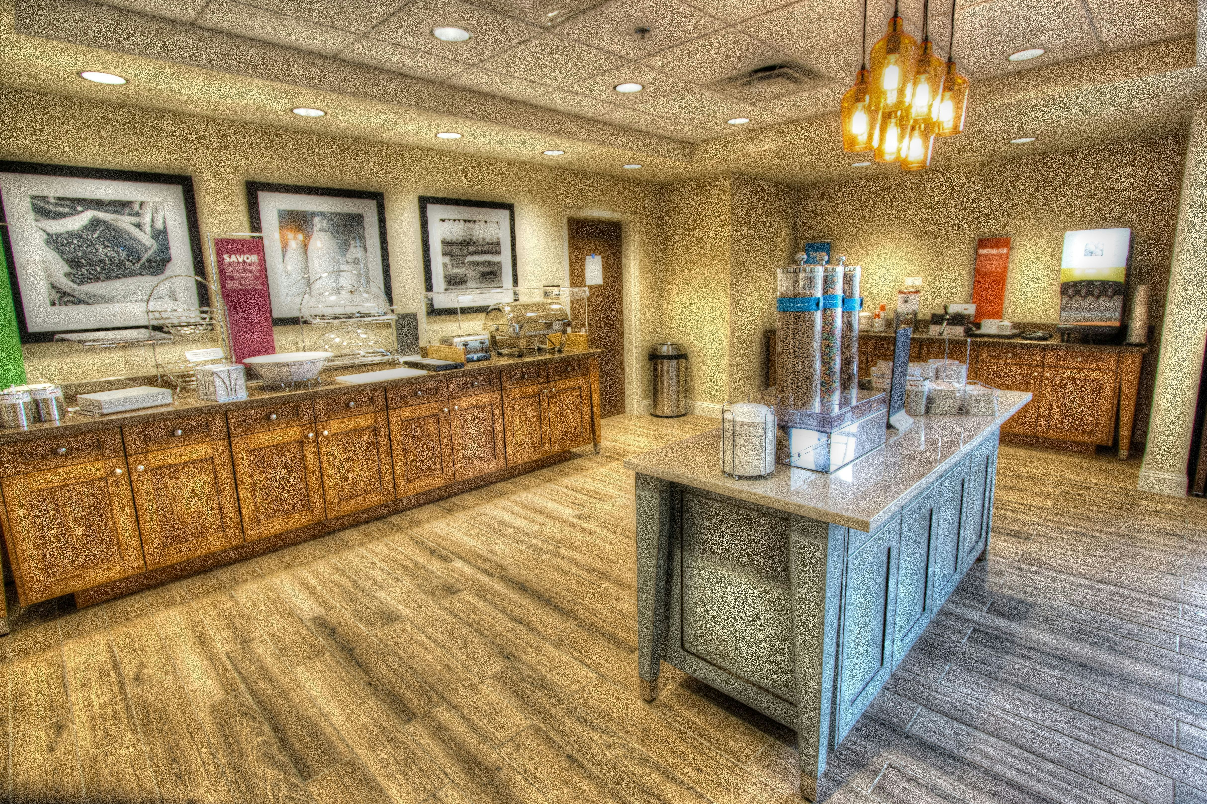 Hampton Inn & Suites Braselton 13/57