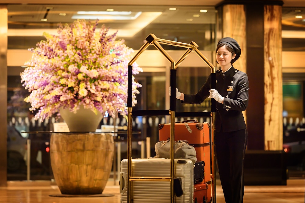 Sapporo Grand Hotel 8/50