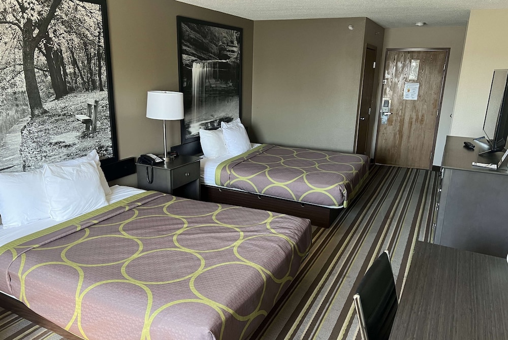 Room, 2 Queen Beds
