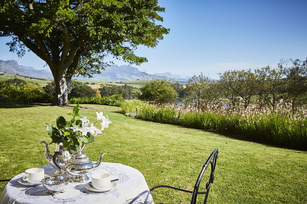 The Devon Valley Hotel 35/50