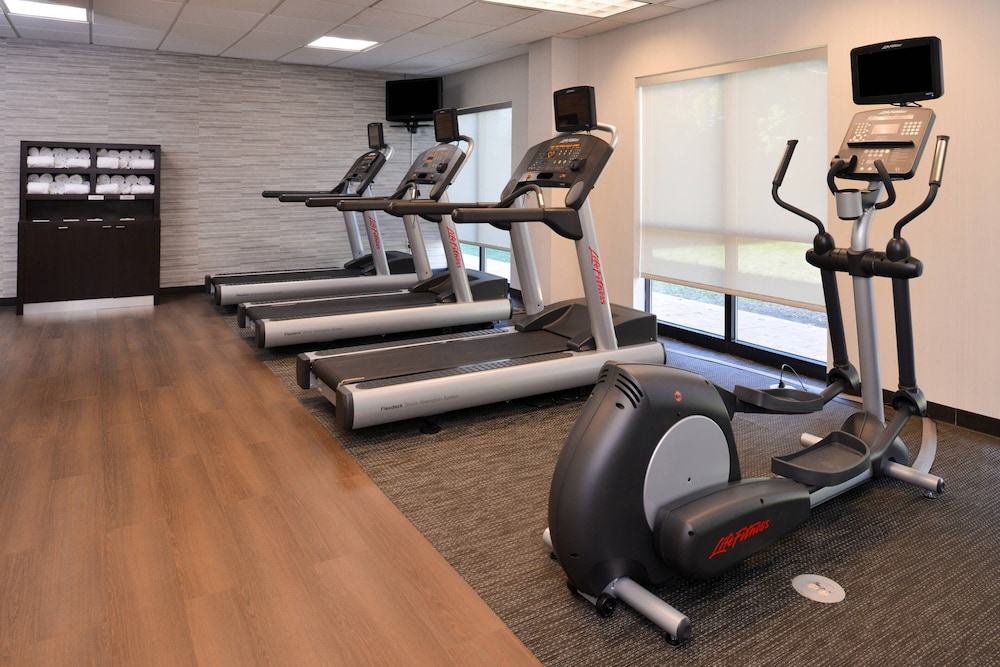 Courtyard by Marriott Charlotte Gastonia 28/45