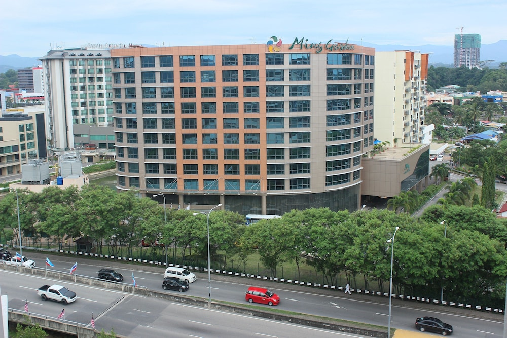 Sunset & Seaview Vacation Condo City Centre @ IMAGO Shopping Mall 40/52