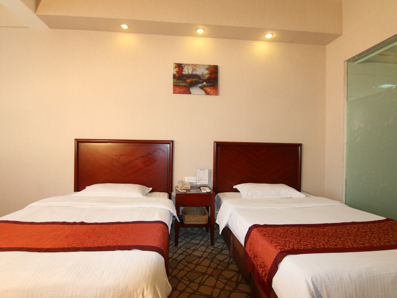 Greentree Inn Luoyang West Zhongzhou Road Business 27/44