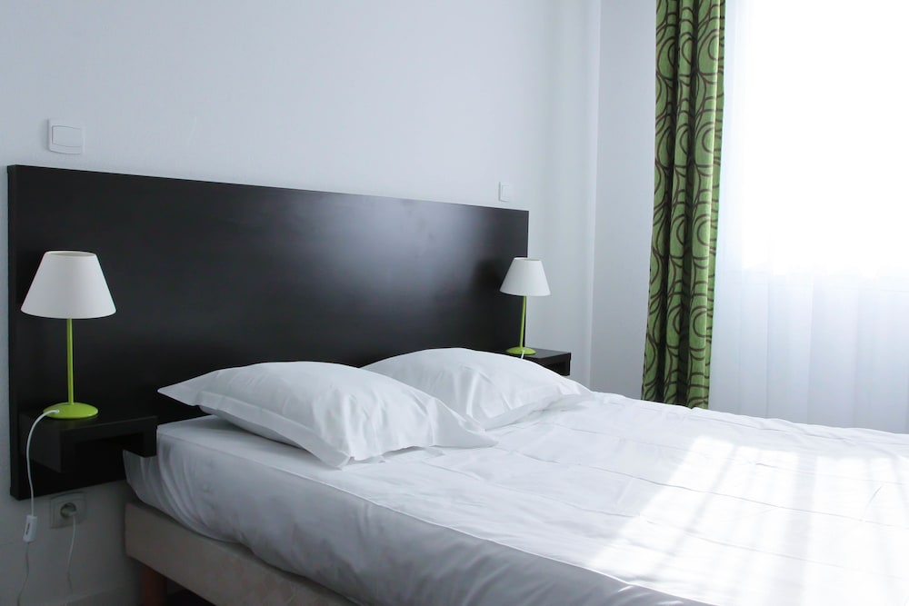KOSY Aparthotel Campus del Sol Esplanade 13/67