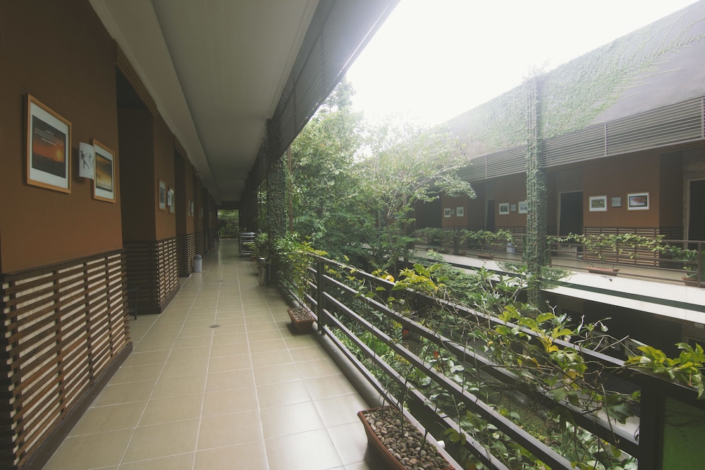 Savita Garden Inn 44/44