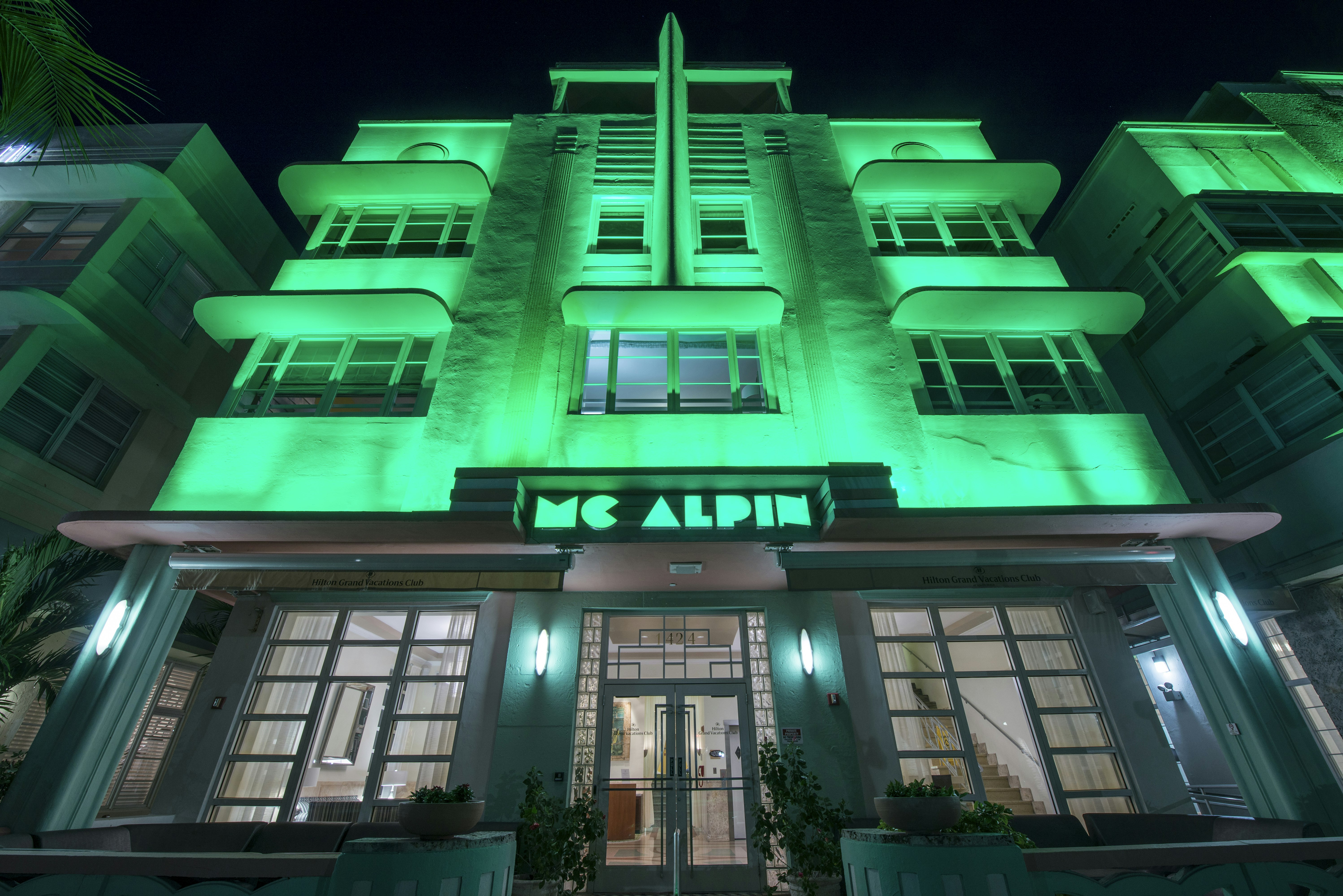 Hilton Grand Vacations Club McAlpin Ocean Plaza Miami 4/44