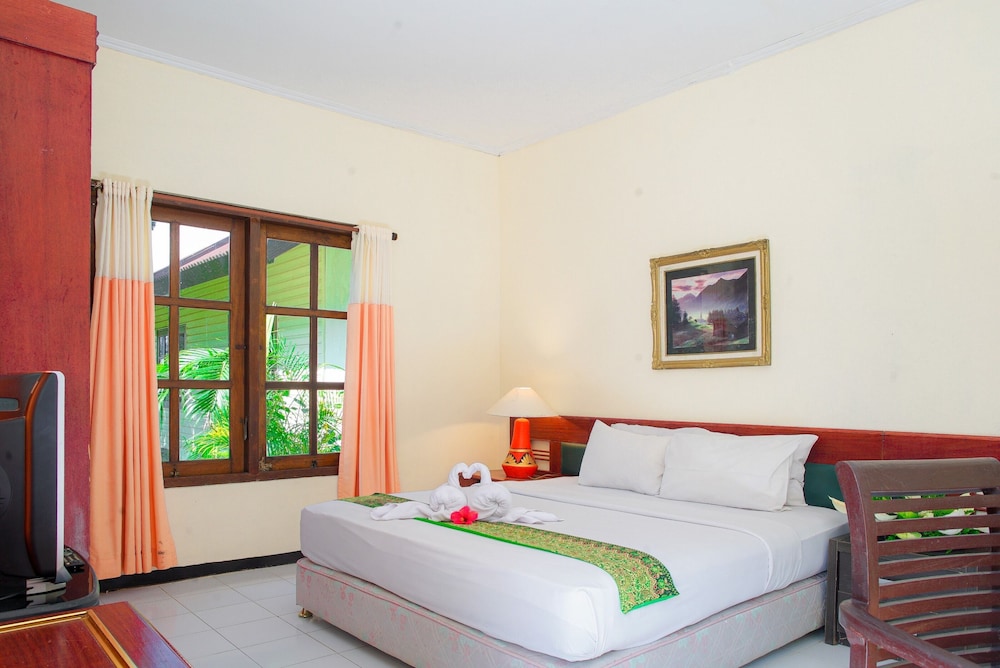 Royal Trawas Hotel & Cottages 6/55