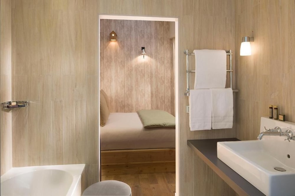 Hotel Les Plumes 19/52
