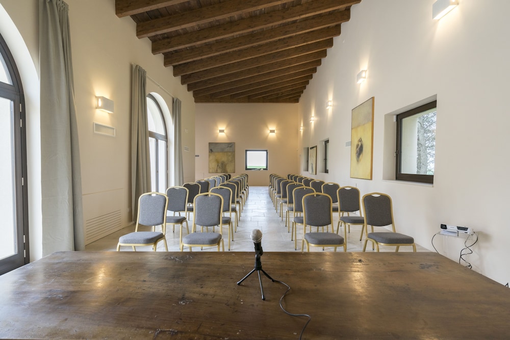 Masseria Fontana Di Vite 54/63