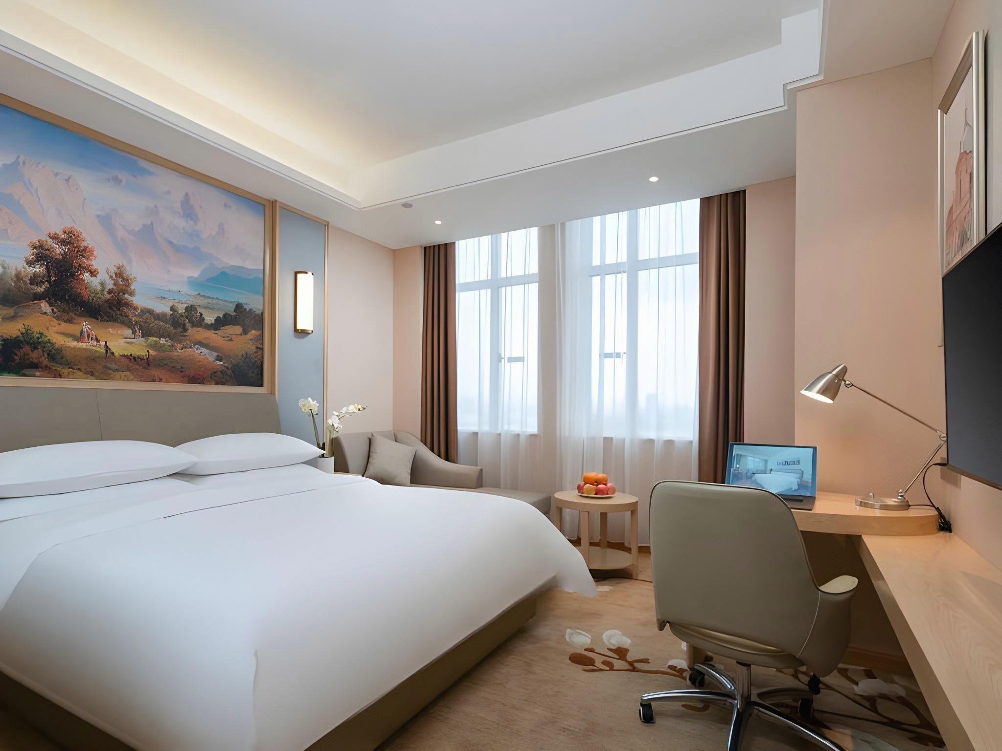 Vienna Hotel (Qujing Railway Station) 29/46