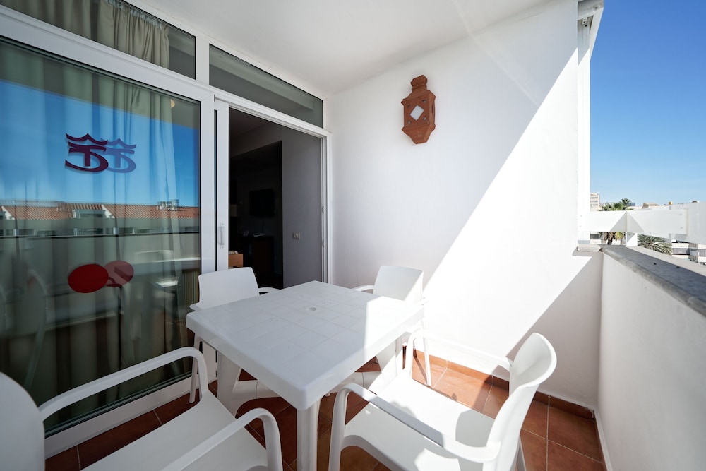 TC Apartamentos Dorotea 49/71