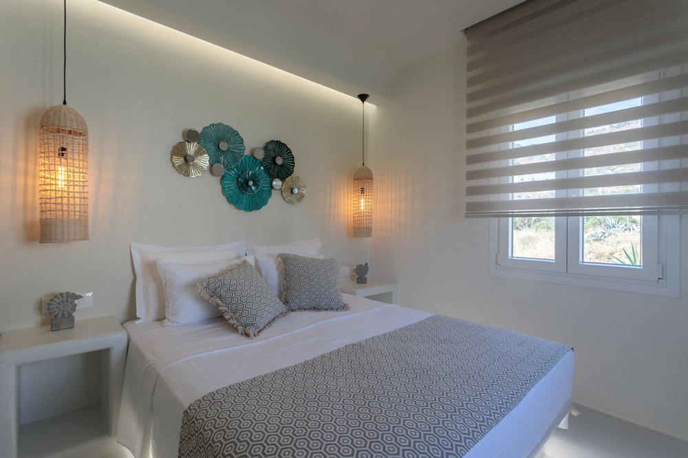 Aeolos Luxury Villas And Suites 23/71
