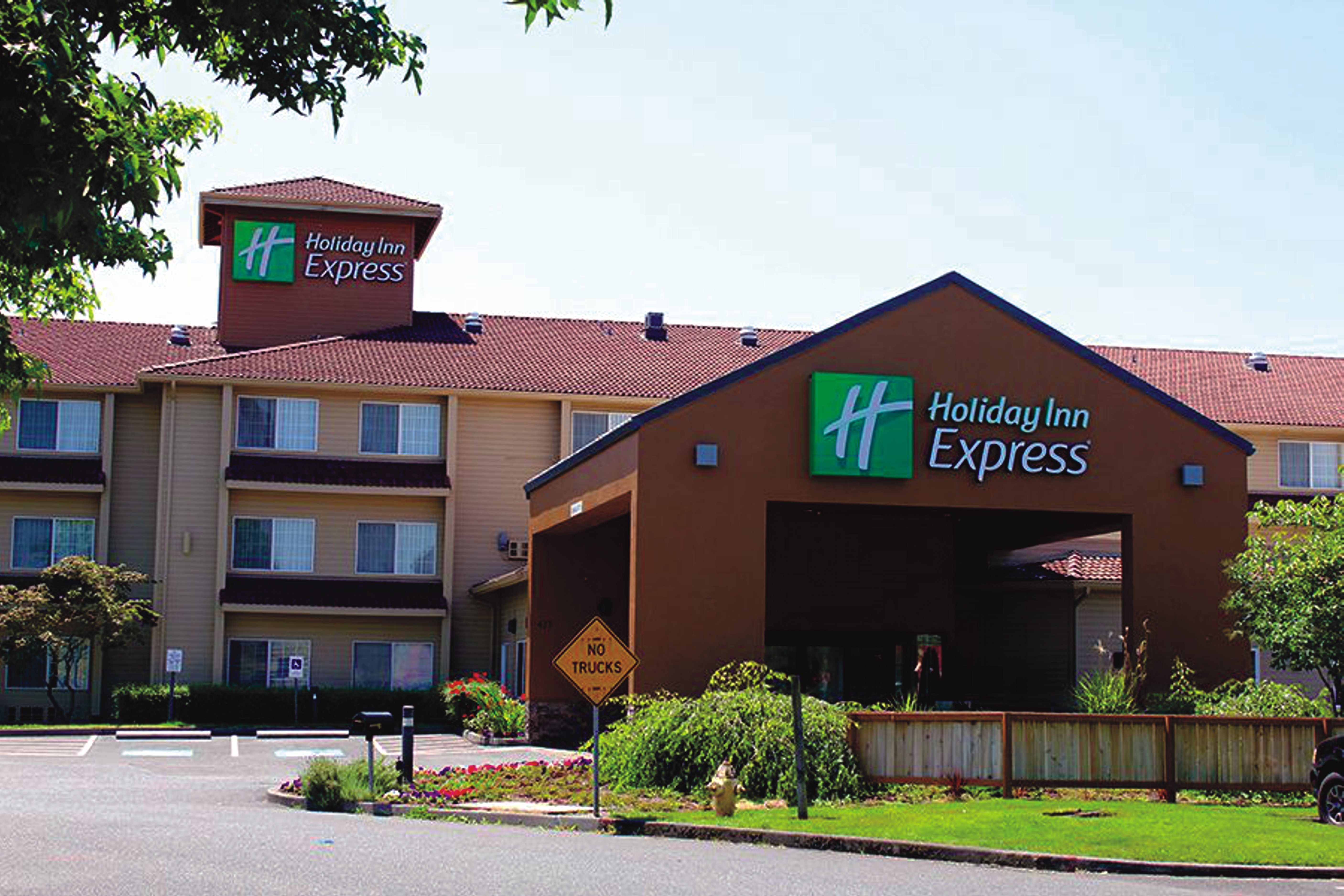 Holiday Inn Express Portland East - Troutdale 2/78
