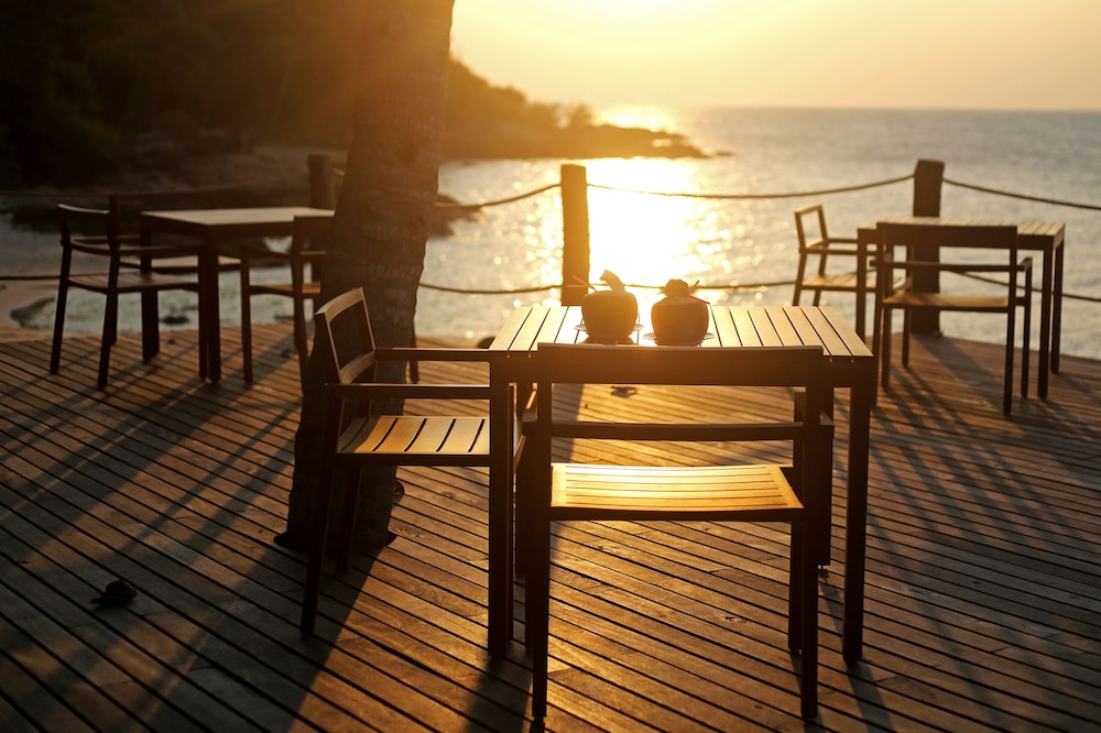 KOH MUNNORK PRIVATE ISLAND 27/50