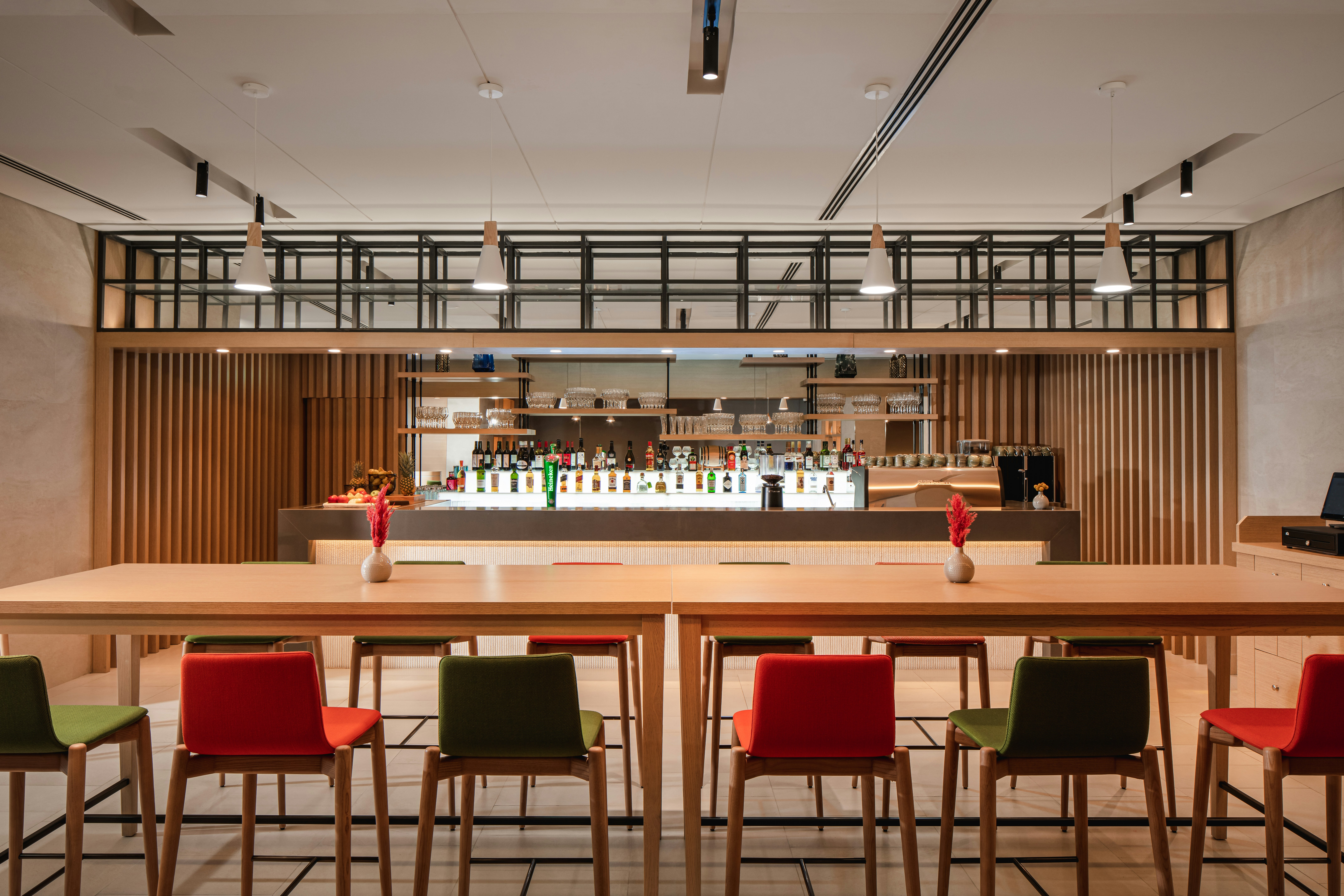 Holiday Inn & Suites Dubai Science Park 29/50