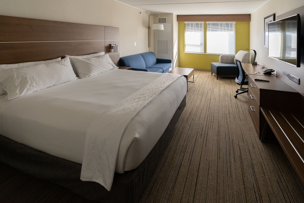 Holiday Inn Express Boston 32/63