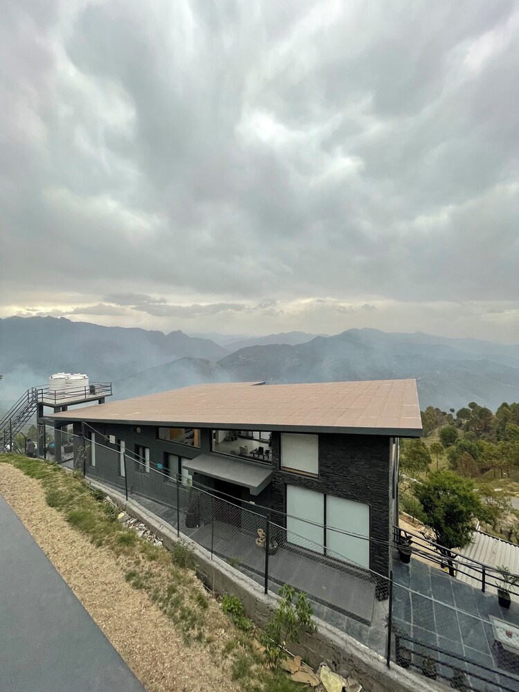 Larisa Resort - Mountains and Martini 21/23