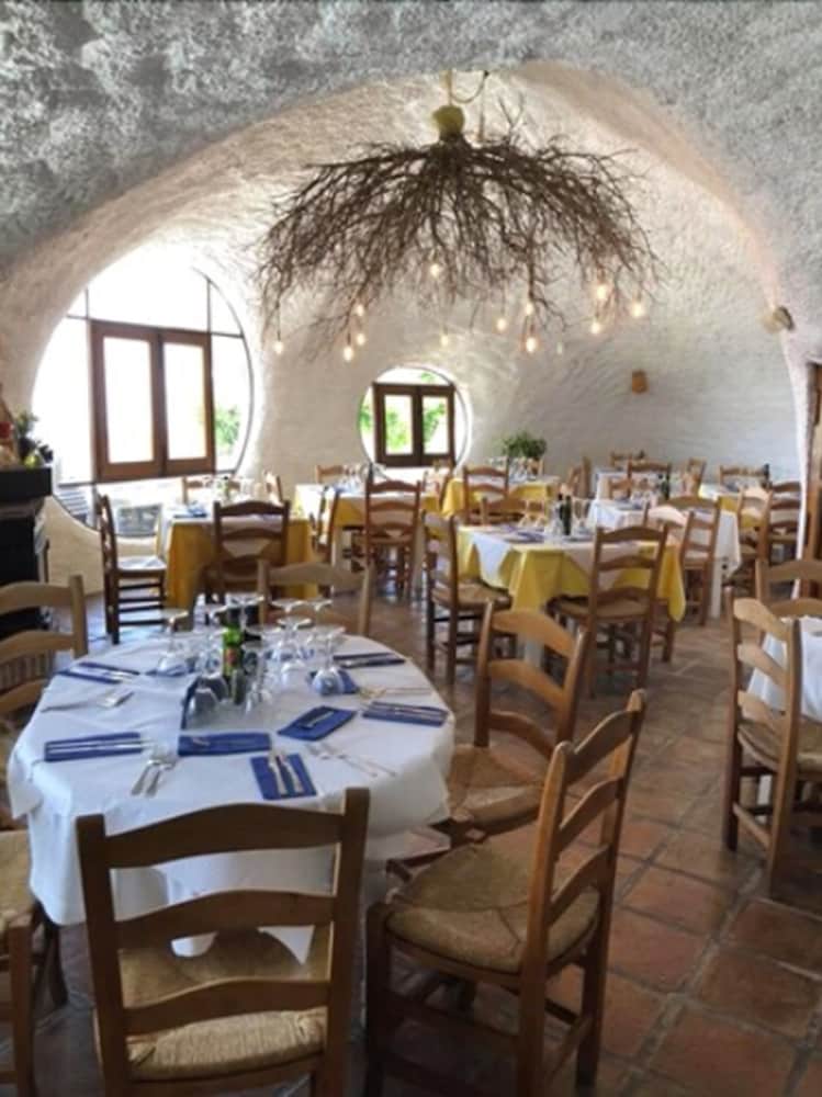 Hotel Rural Los Caracoles 53/72