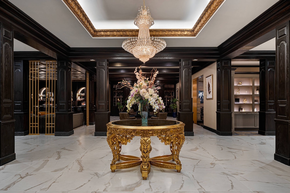 The Drake Hotel Oak Brook 11/52