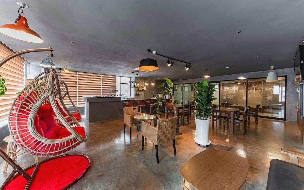 Cozy Hotel Dongtan 62/70