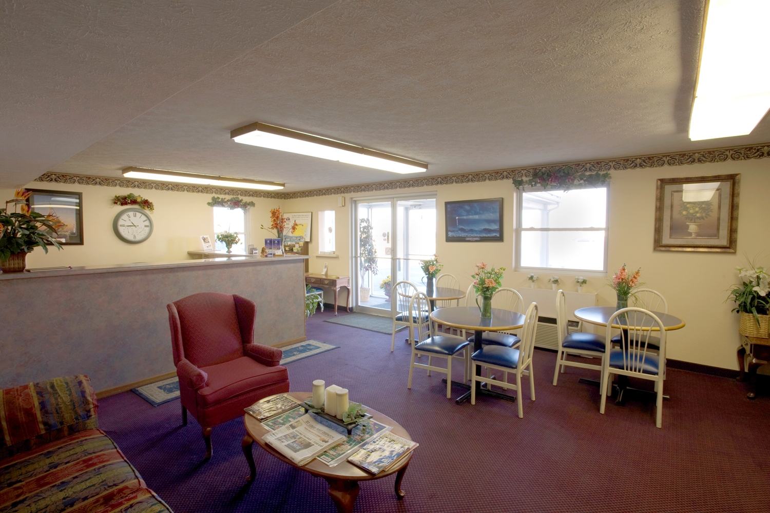 Americas Best Value Inn Litchfield 4/6