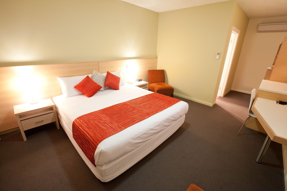 ADELAIDE ROAD MOTOR LODGE 19/49