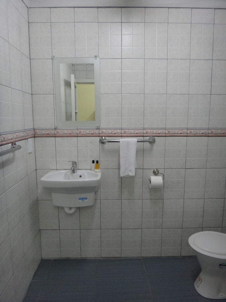 Hotel Millenia Samoa 48/50