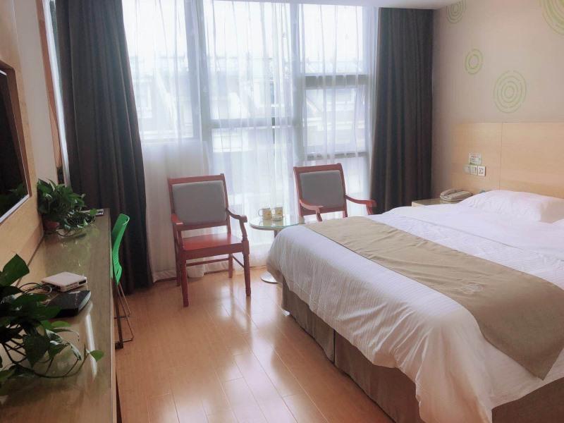 Greentree Inn Huainan Jinjialing Road Oriental General Hospital 8/25