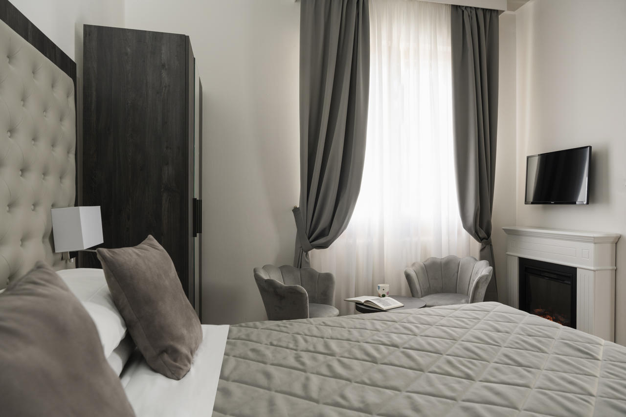 Hotel Re Enzo 60/102