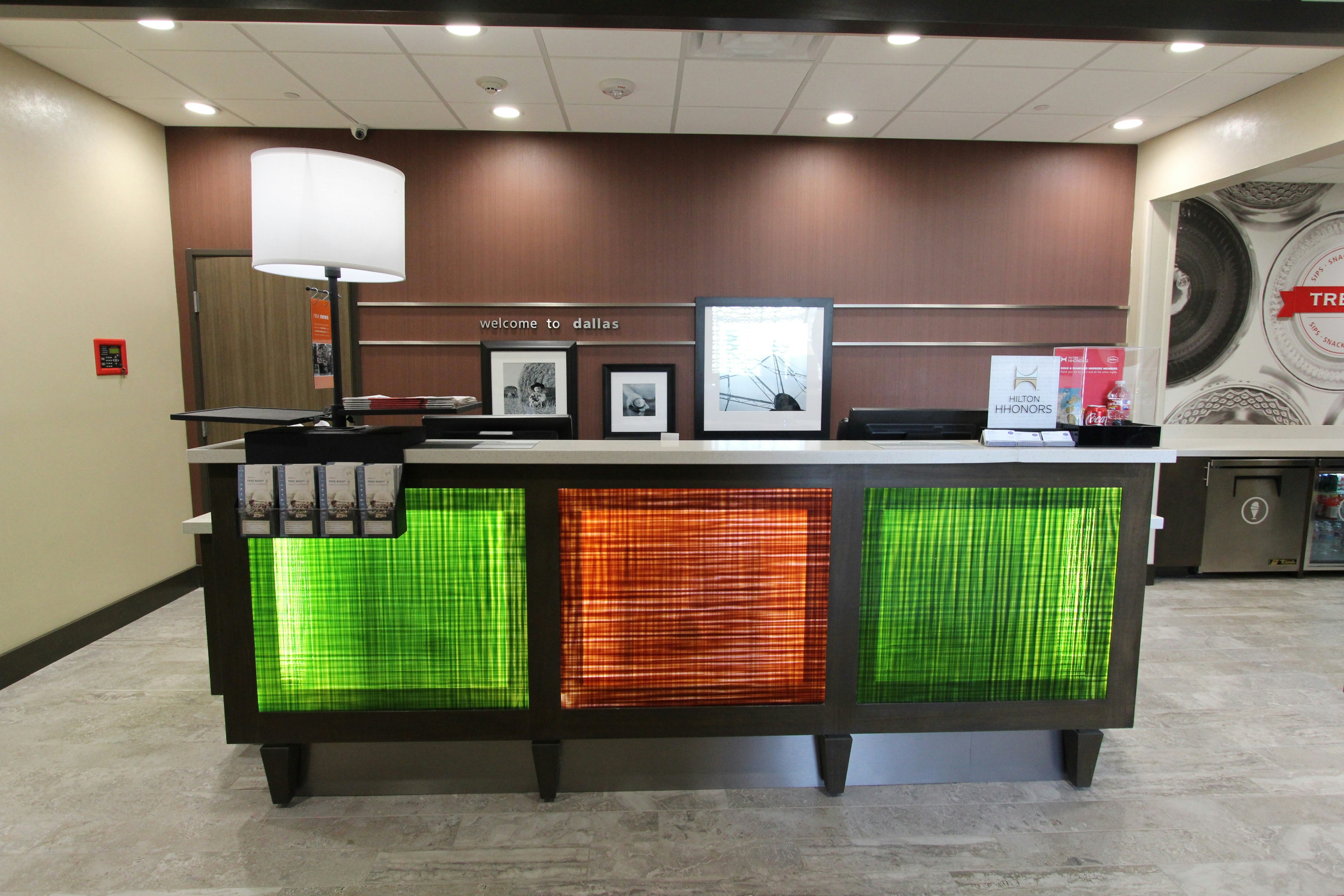Hampton Inn Suites Dallas Market Center 12/75