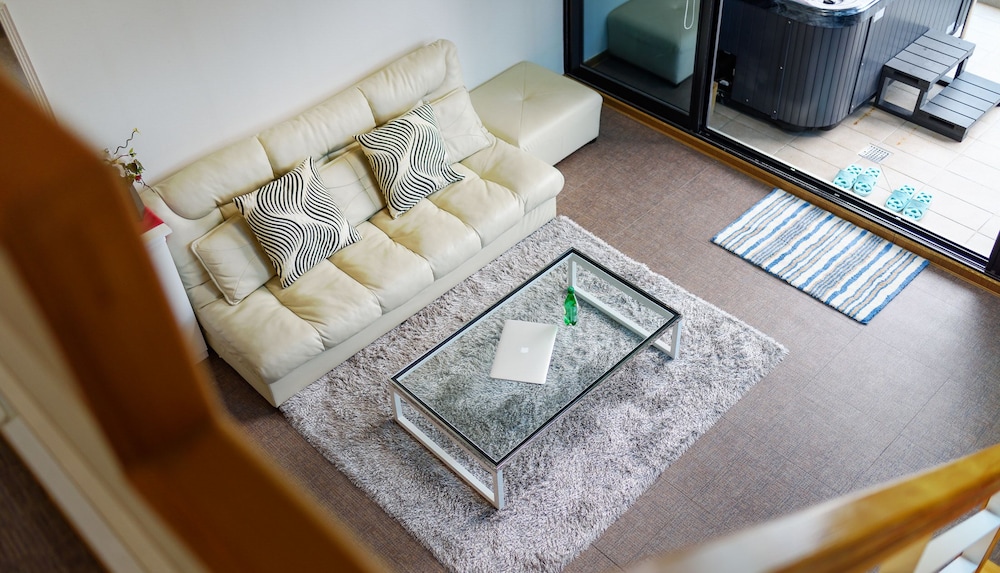 Tongyeong Honey Spa Pension 36/50
