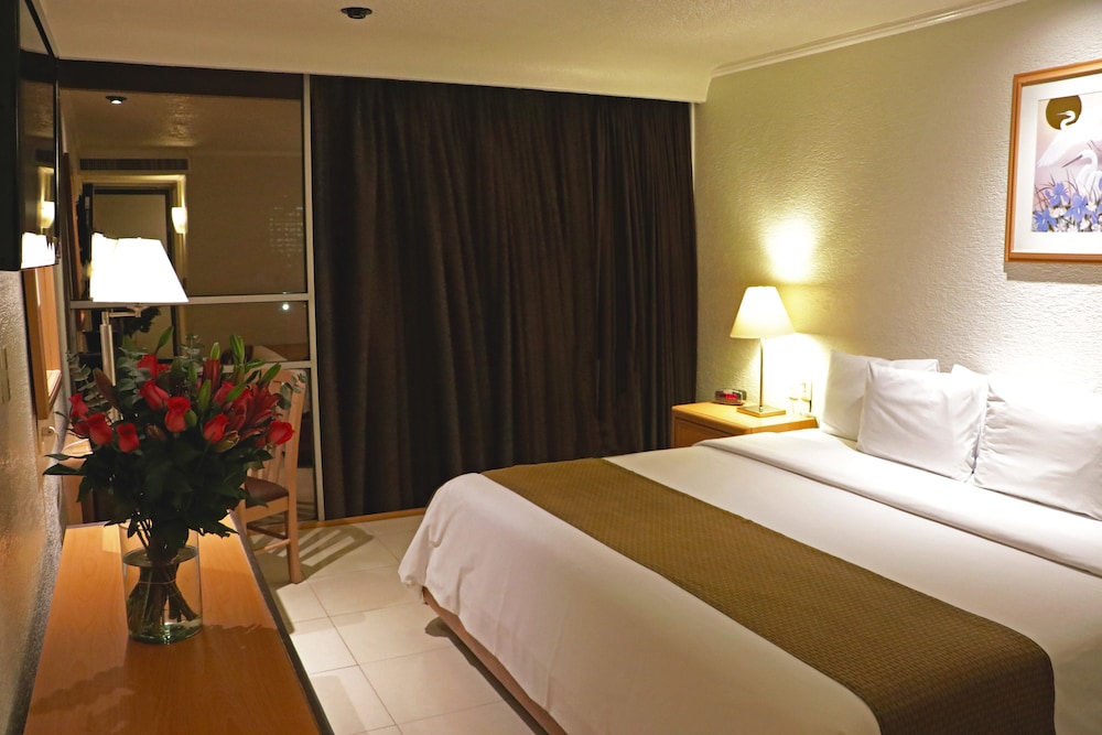 Hotel PF 8/56