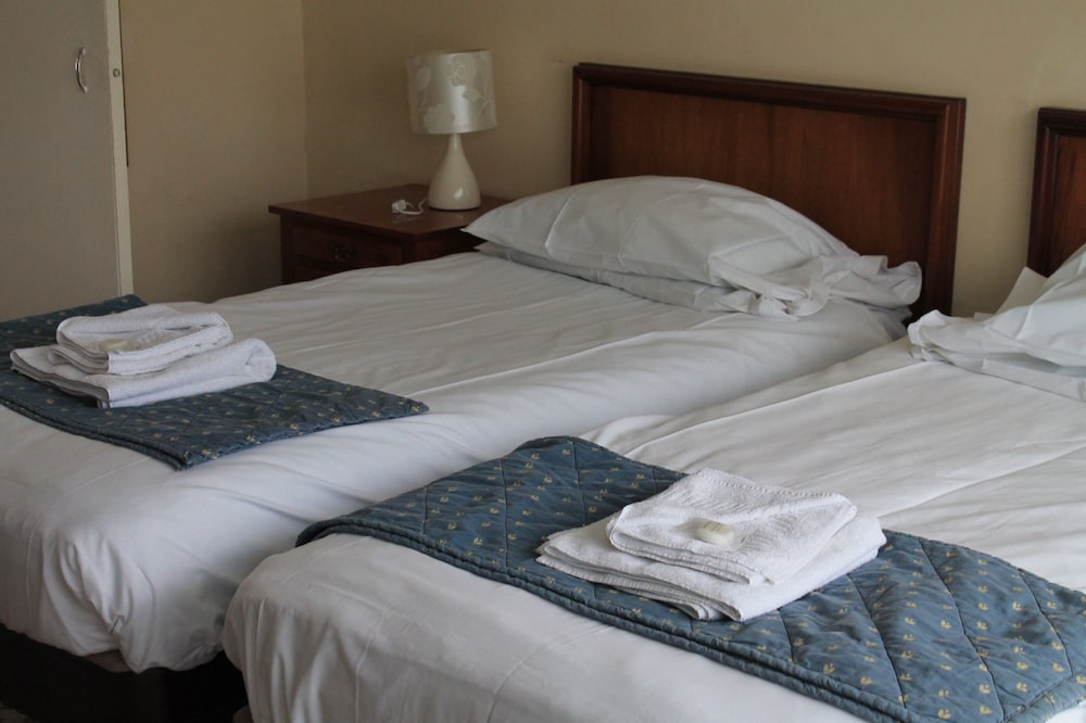 Sand Bay Holiday Village - Adults Only 12/67