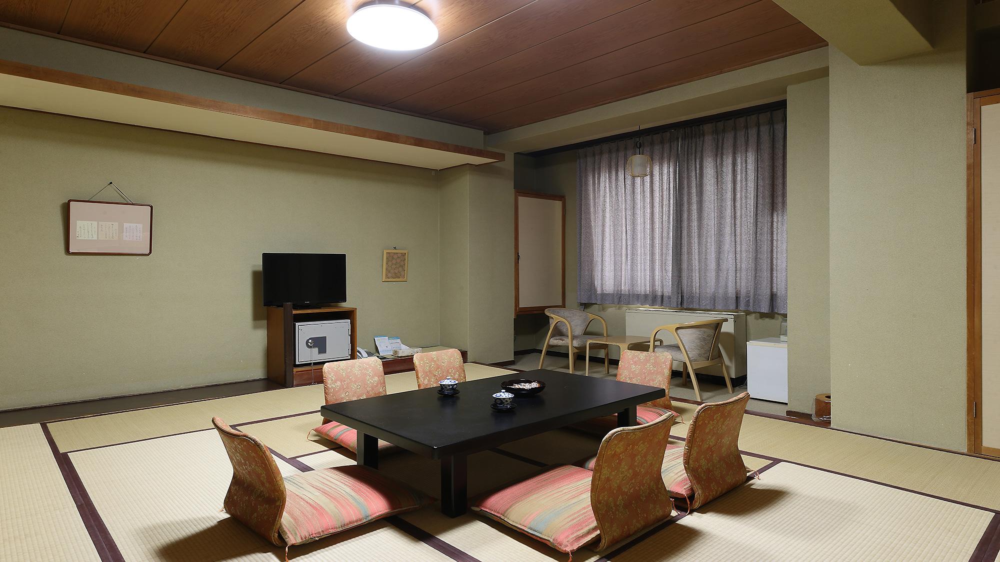 Japanese, Room Assigned on Arrival, Mountain View, Smoking Type Not Guaranteed