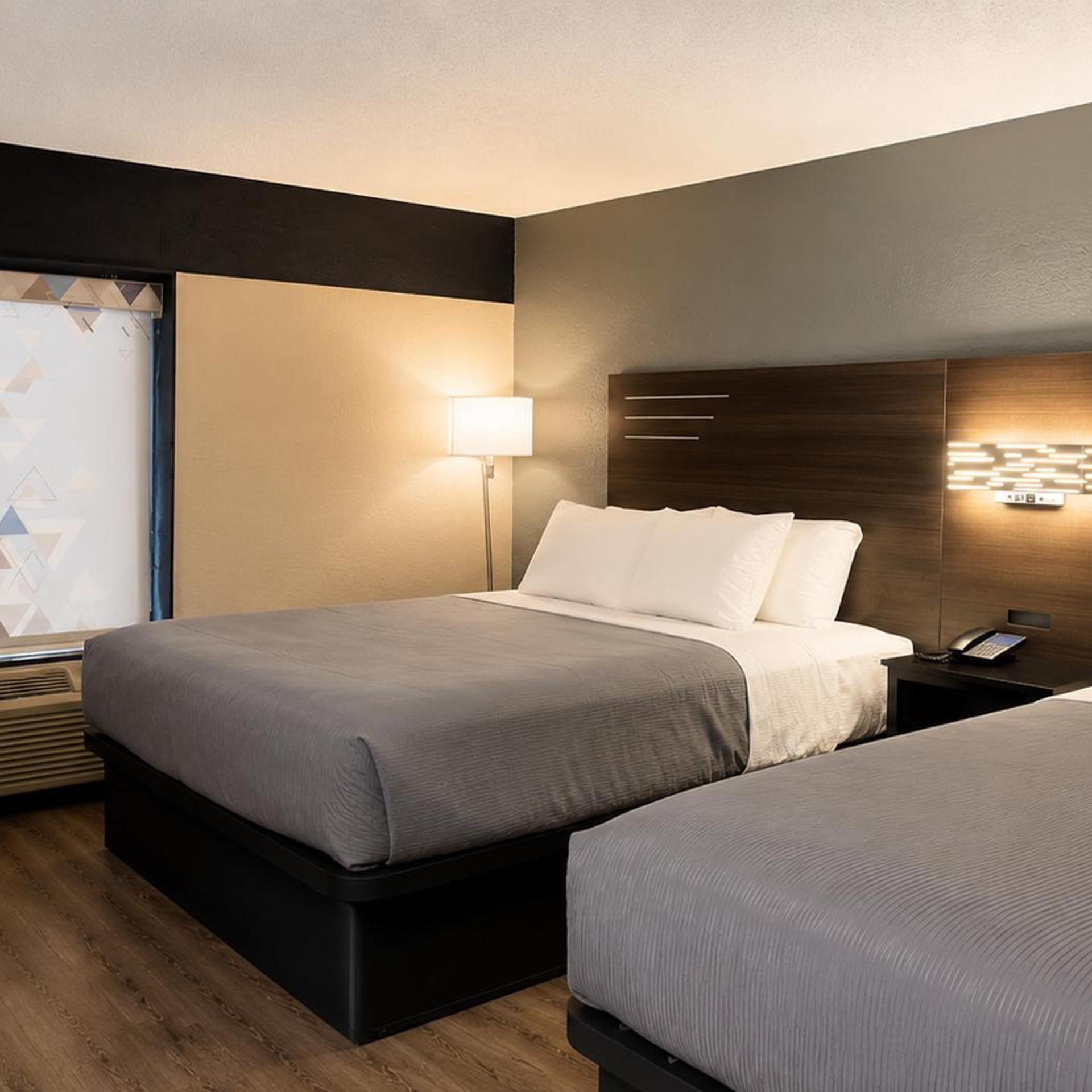 Lx Hotel, SureStay Collection by Best Western 18/48