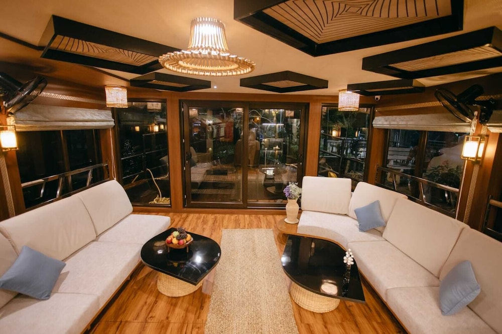 COSY HOUSEBOATS 37/50