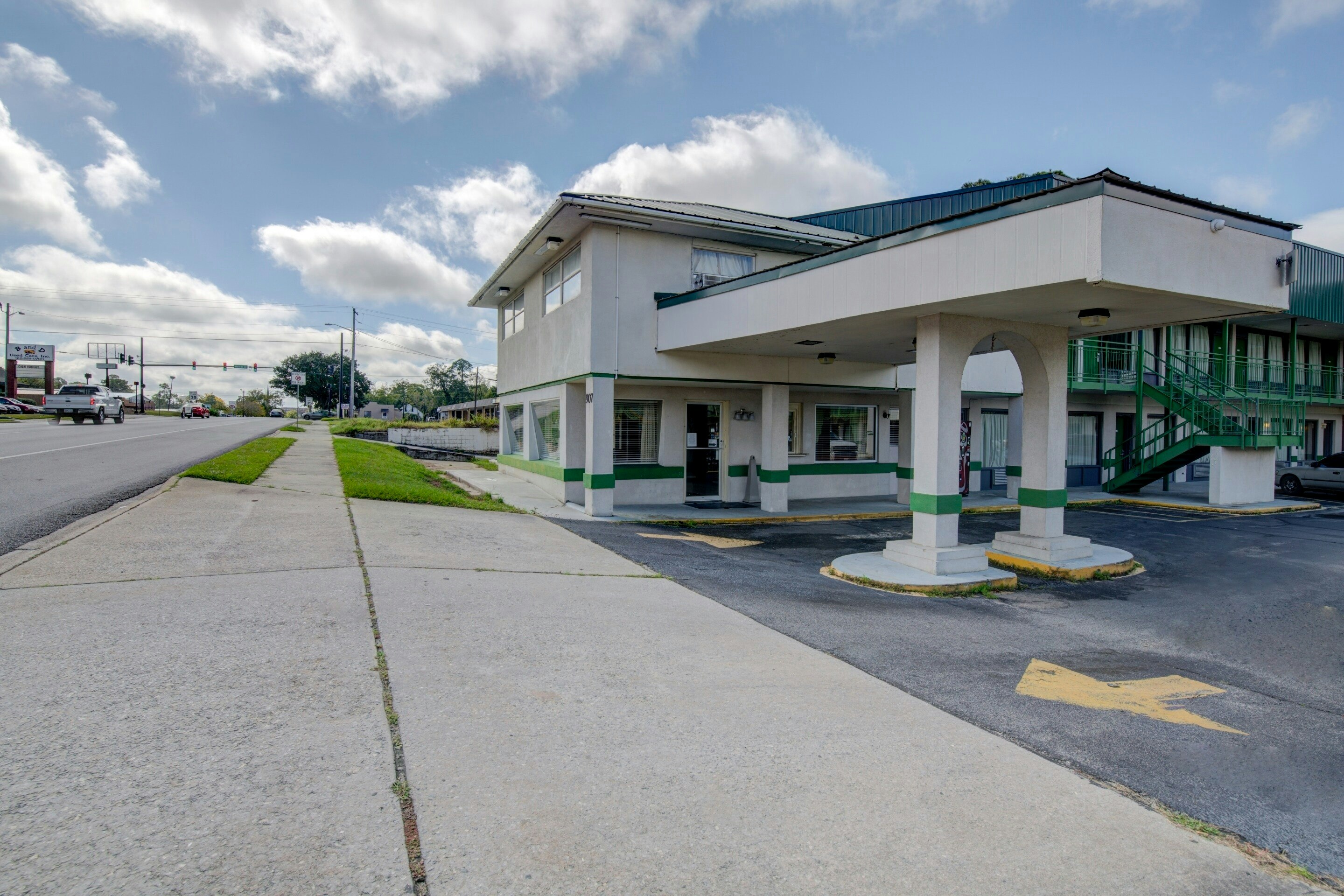 Rise Inn by OYO GA US-441 7/8