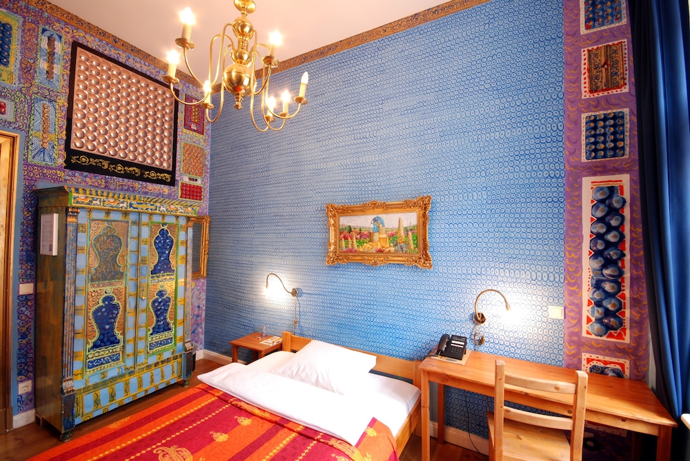 Arte Luise Kunsthotel 10/94
