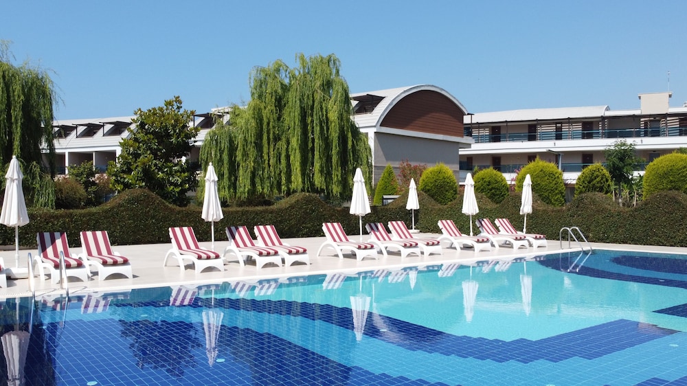 Tui Magic Life Jacaranda 67/68