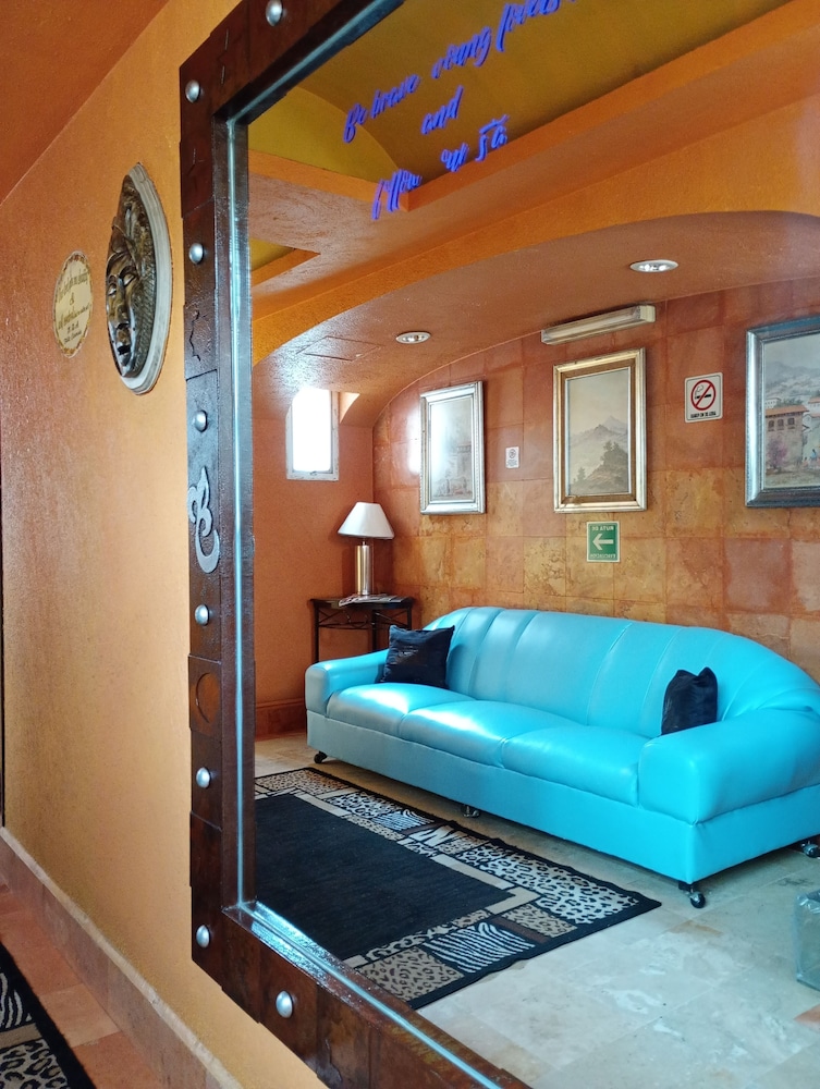 Hotel Villas and Suites Real Azteca 13/41