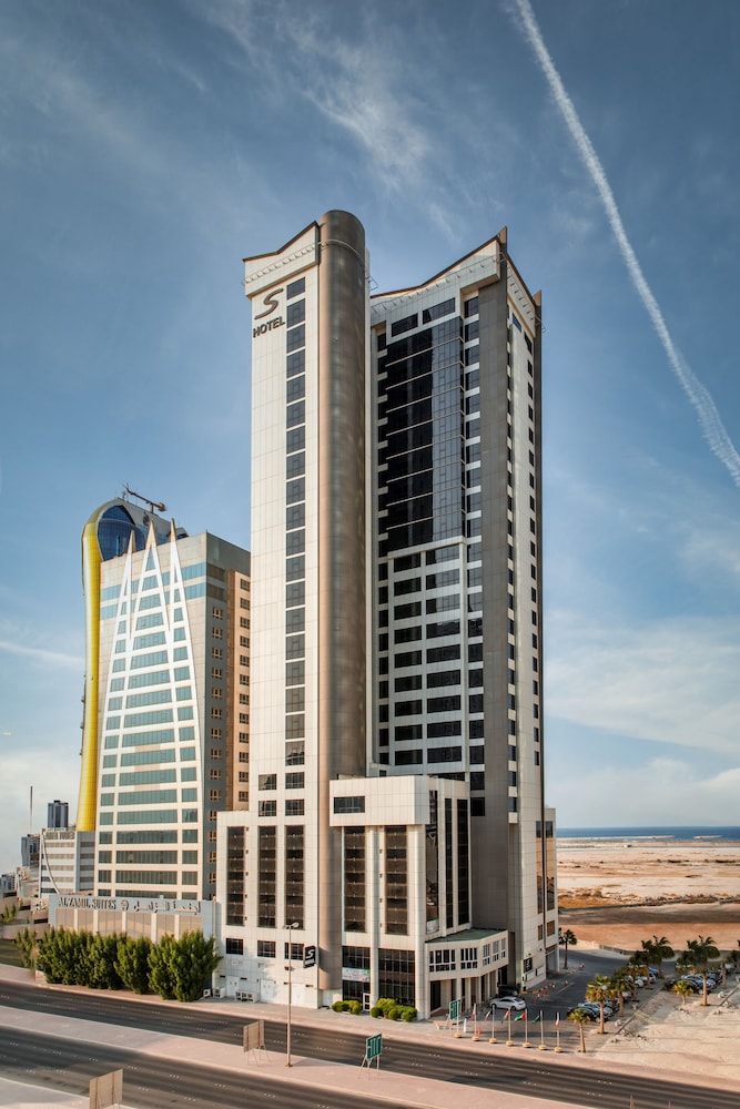 S Hotel Bahrain in MANAMA