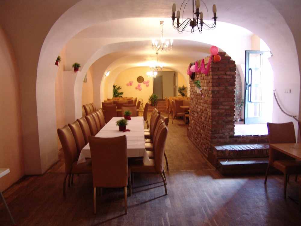 Stary Pivovar Hotel 46/65