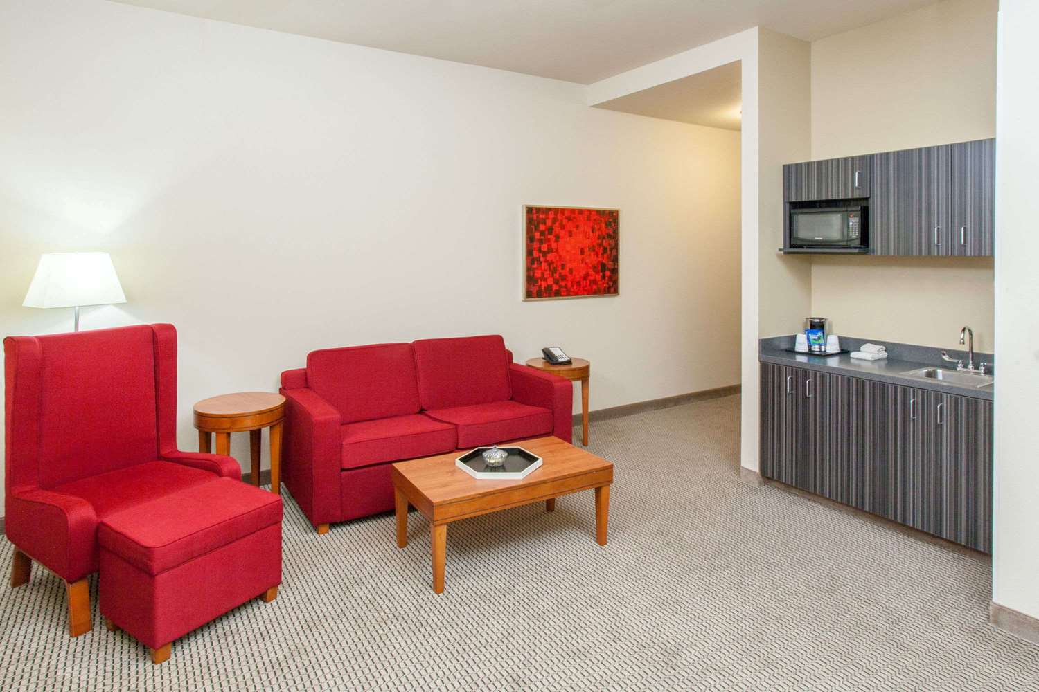 Baymont by Wyndham Grand Forks 30/43