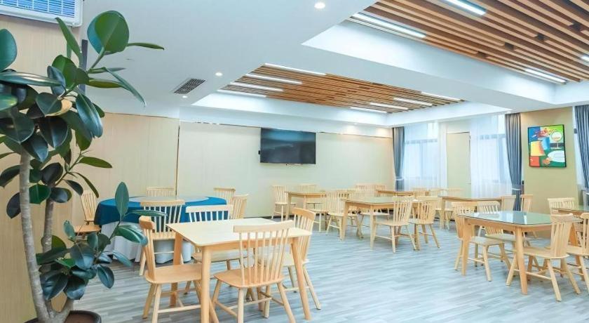 Gya Yangzhou Economic Development Zone Yangzi Jiang South Road Gaomin Temple Hotel 38/49