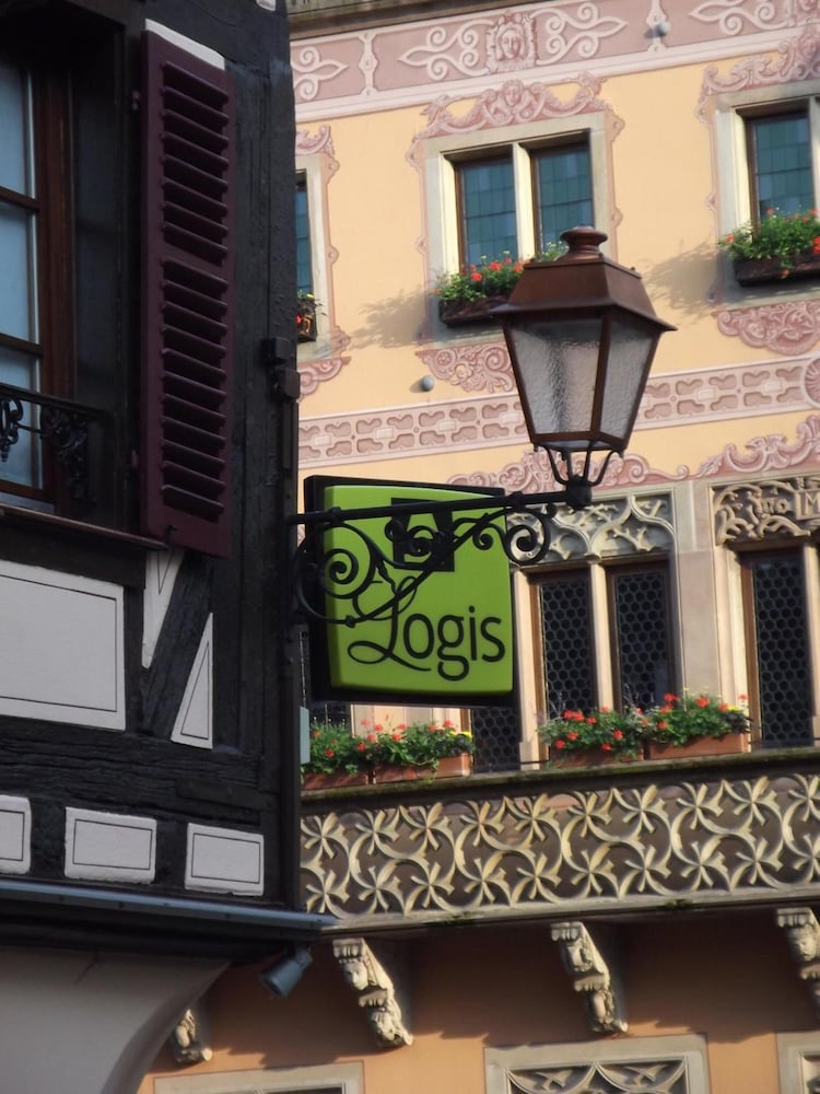 HOTEL DE LA CLOCHE 2/46