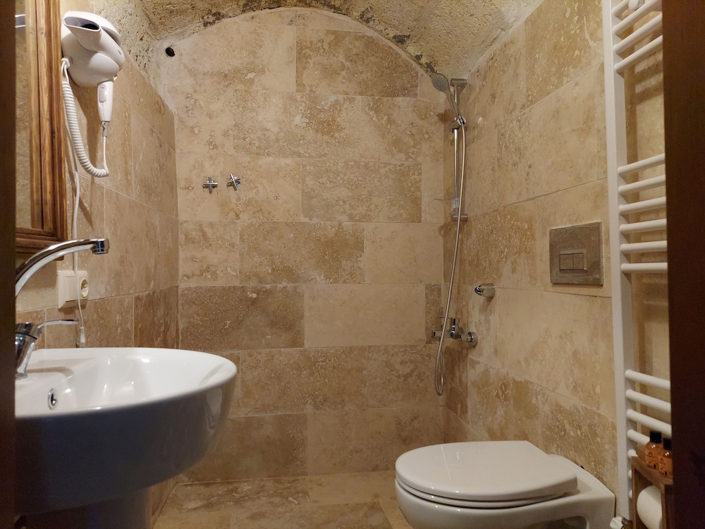 Armesos Cave Hotel 45/50