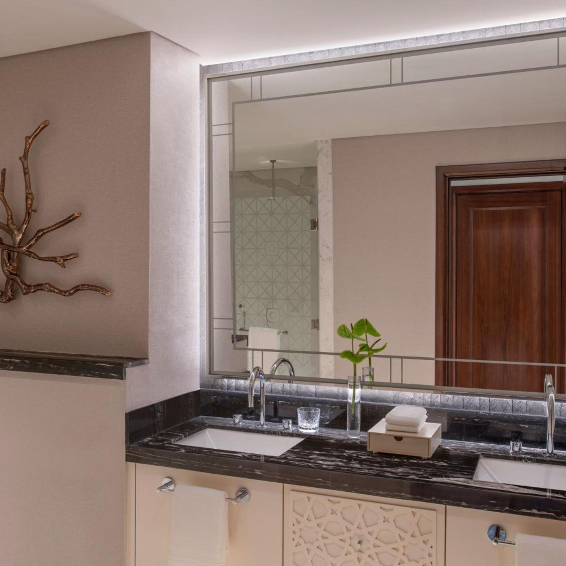 1 Bedroom, Duplex, Suite, Pool Side, Patio 9/10